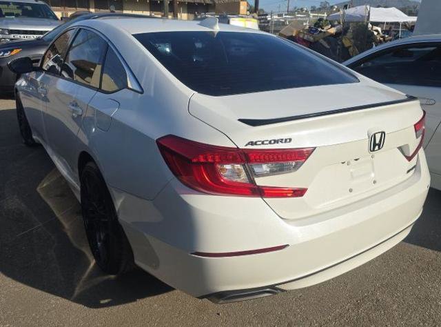 Used 2018 Honda Accord Sport image 2