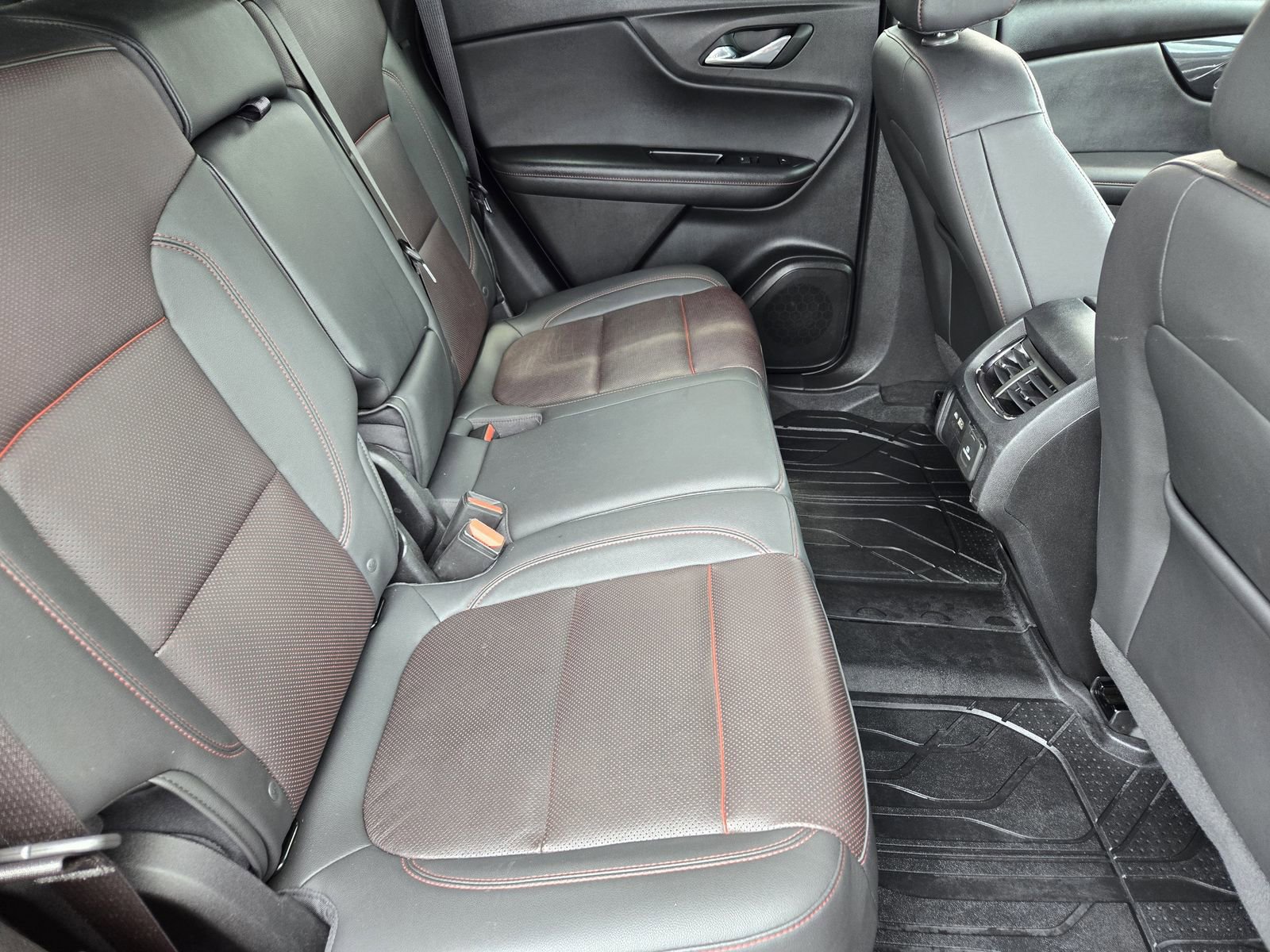 Used 2020 Chevrolet Blazer RS image 28