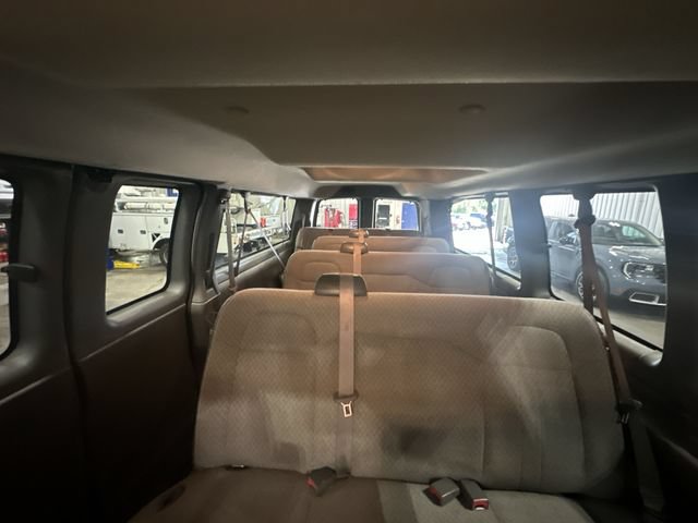 Used 2025 Chevrolet Express 3500 LS RWD image 24