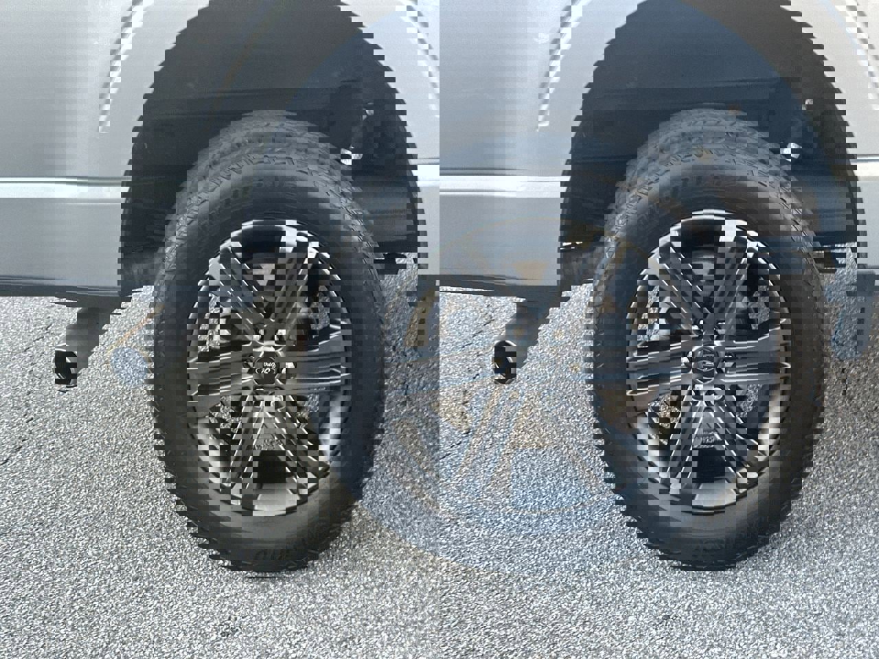 Certified 2022 Ford F150 XLT w/ Equipment Group 302A High image 19