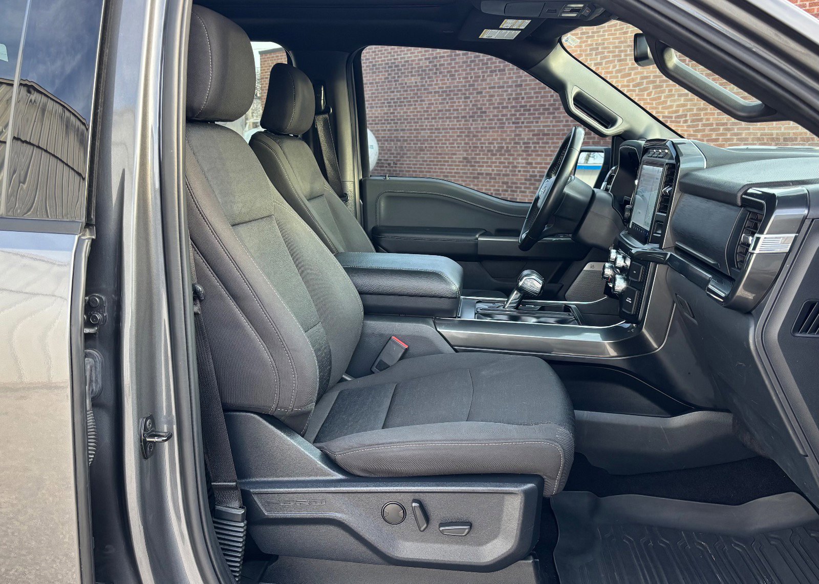 Certified 2023 Ford F150 XLT w/ Equipment Group 302A High image 32