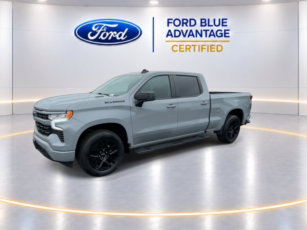 Used 2024 Chevrolet Silverado 1500 RST w/ Protection Package AWD/4WD image 4