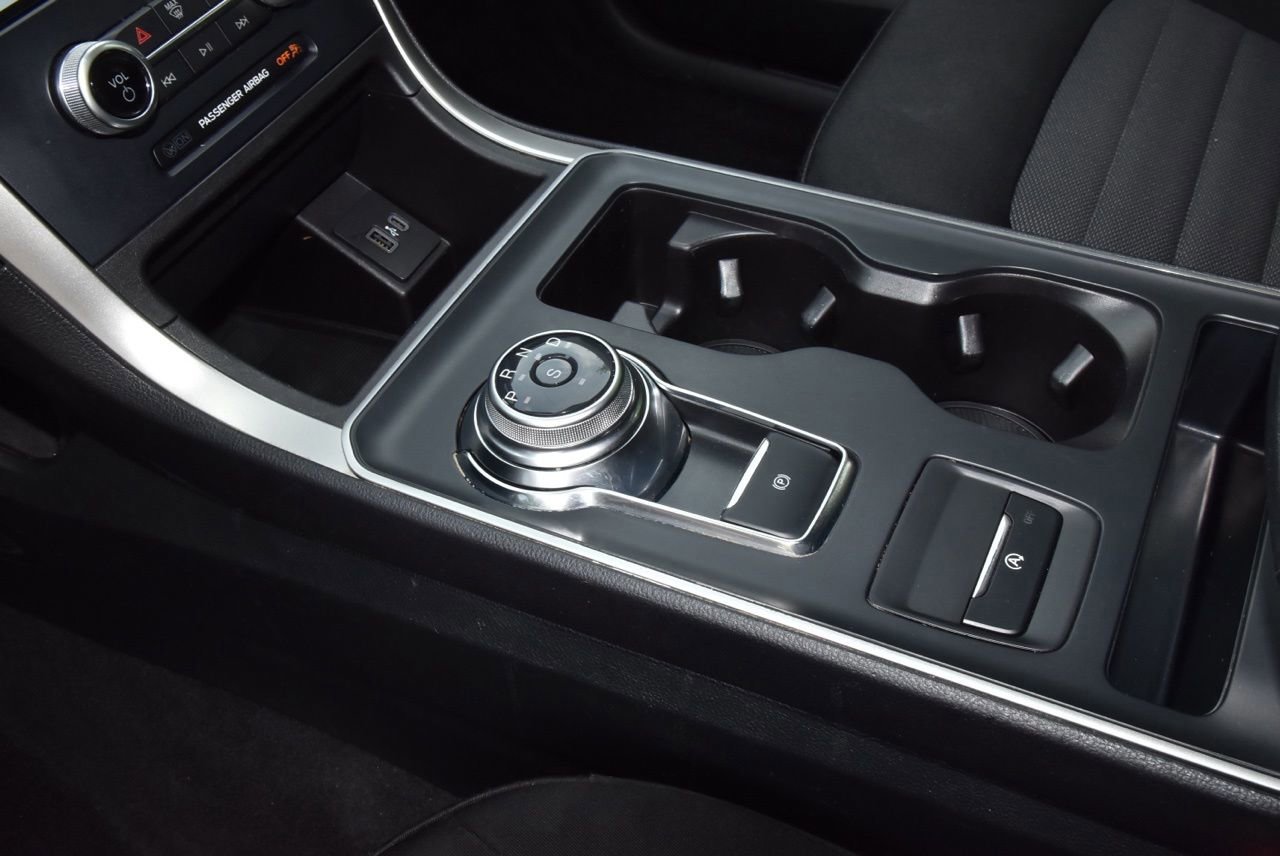 Certified 2023 Ford Edge SE w/ Black Appearance Package image 30