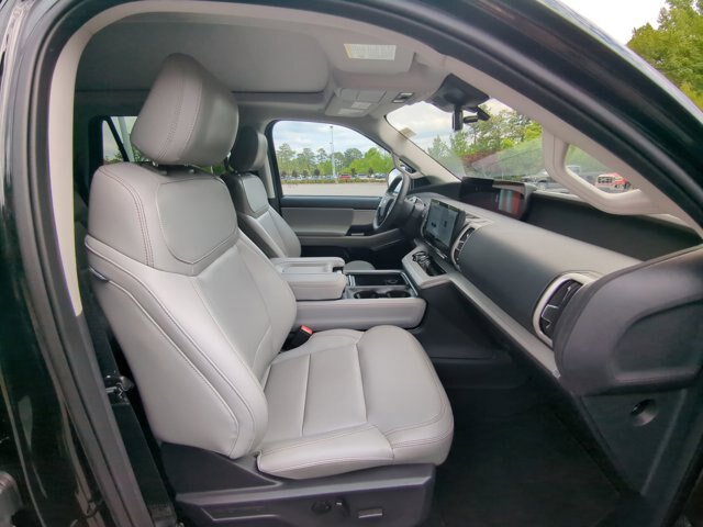 Certified 2025 Ford Expedition Max Active RWD image 36
