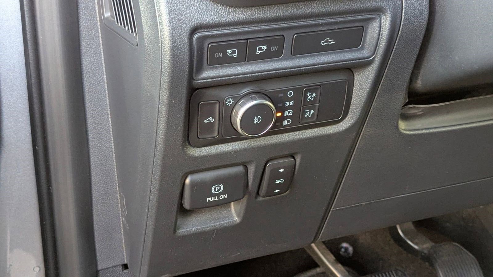 Certified 2021 Ford F150 Tremor w/ Equipment Group 402A High image 17