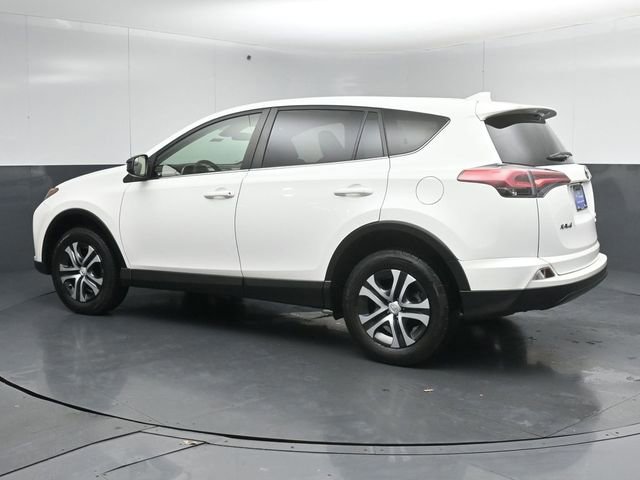 Used 2018 Toyota RAV4 LE w/ All Weather Liner Package AWD/4WD image 8