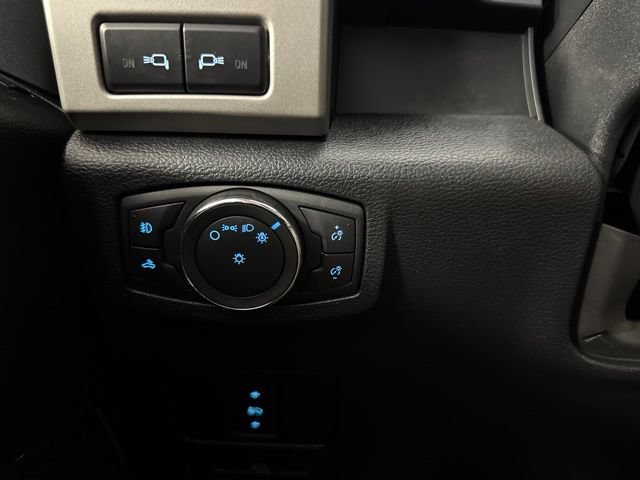 Certified 2019 Ford F250 Lariat w/ Lariat Value Package AWD/4WD image 19