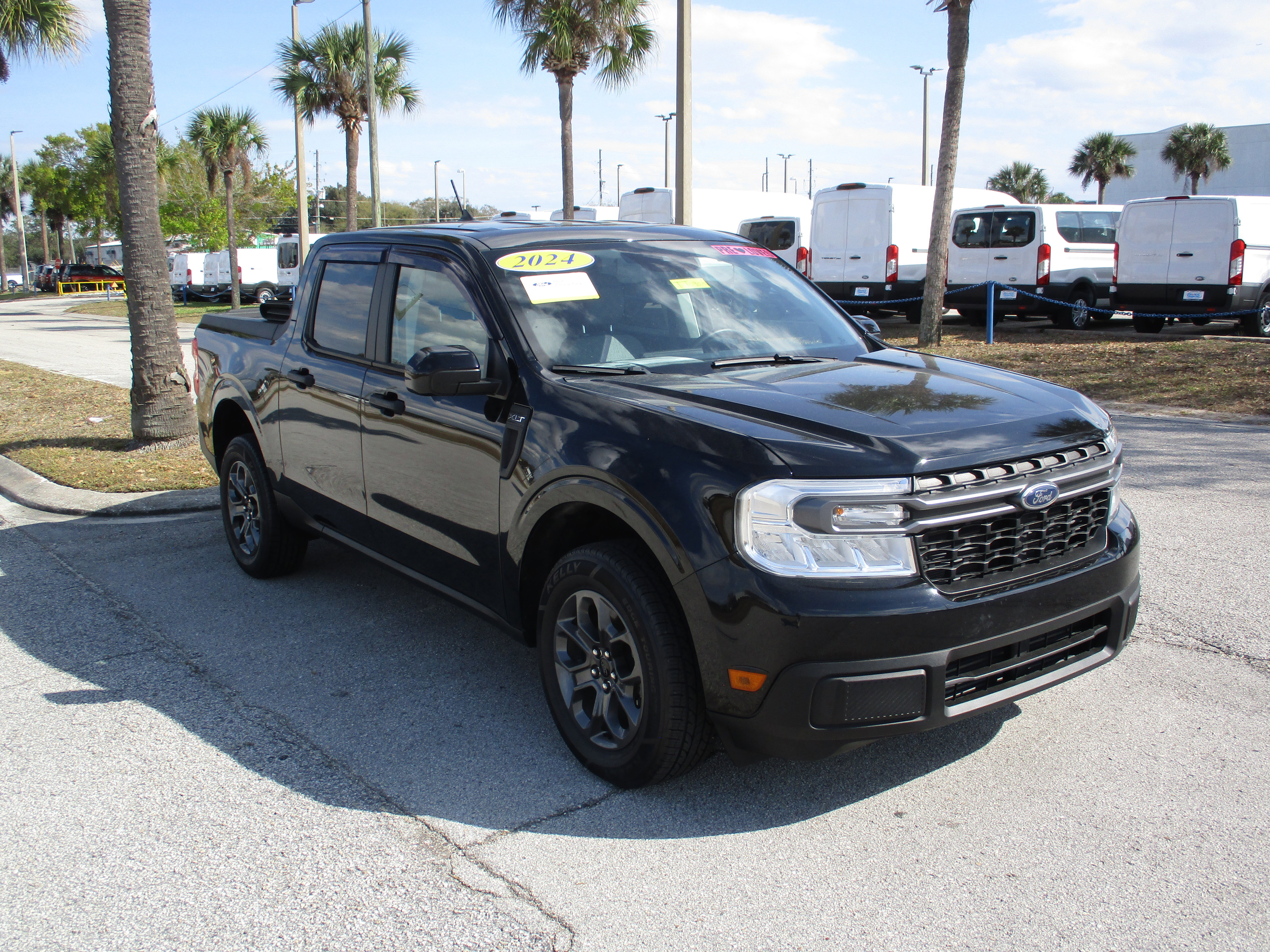 Certified 2024 Ford Maverick XLT w/ XLT Luxury Package FWD image 7