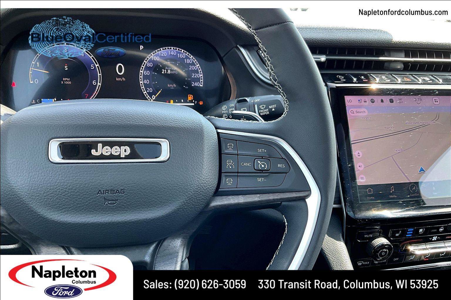 Used 2023 Jeep Grand Cherokee Limited w/ Luxury Tech Group II AWD/4WD image 20