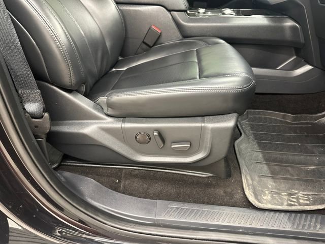 Certified 2022 Ford Expedition XLT image 12