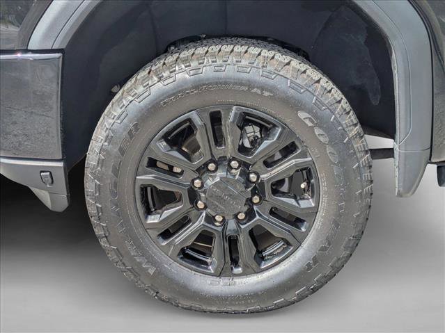 Used 2023 GMC Sierra 2500 Denali w/ Denali Black Diamond Edition image 23