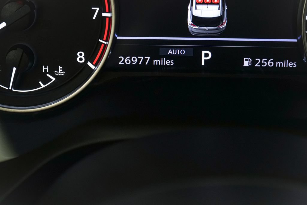 Used 2023 Nissan Rogue SV AWD/4WD image 17