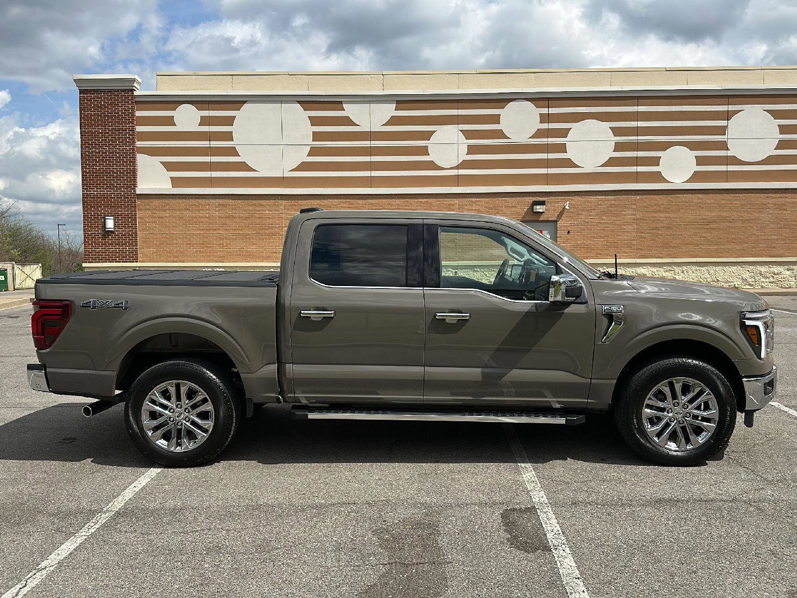 Certified 2025 Ford F150 Lariat w/ Equipment Group 501A Mid image 6