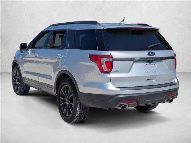 Certified 2018 Ford Explorer XLT w/ Equipment Group 202A FWD image 7