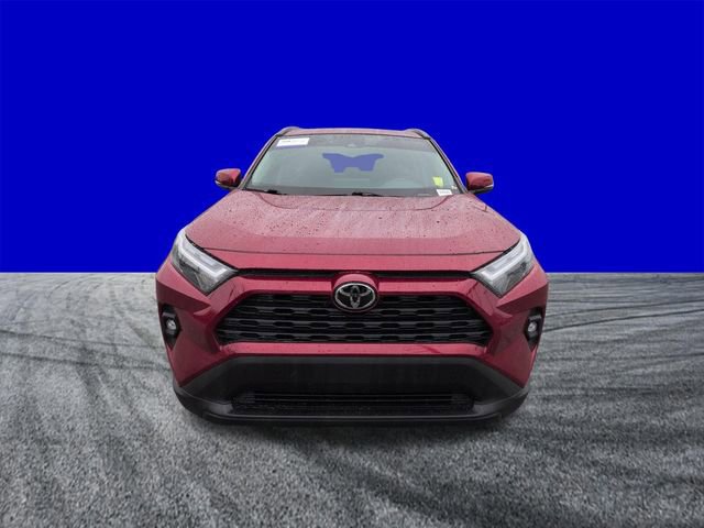 Used 2022 Toyota RAV4 XLE Premium AWD/4WD image 9