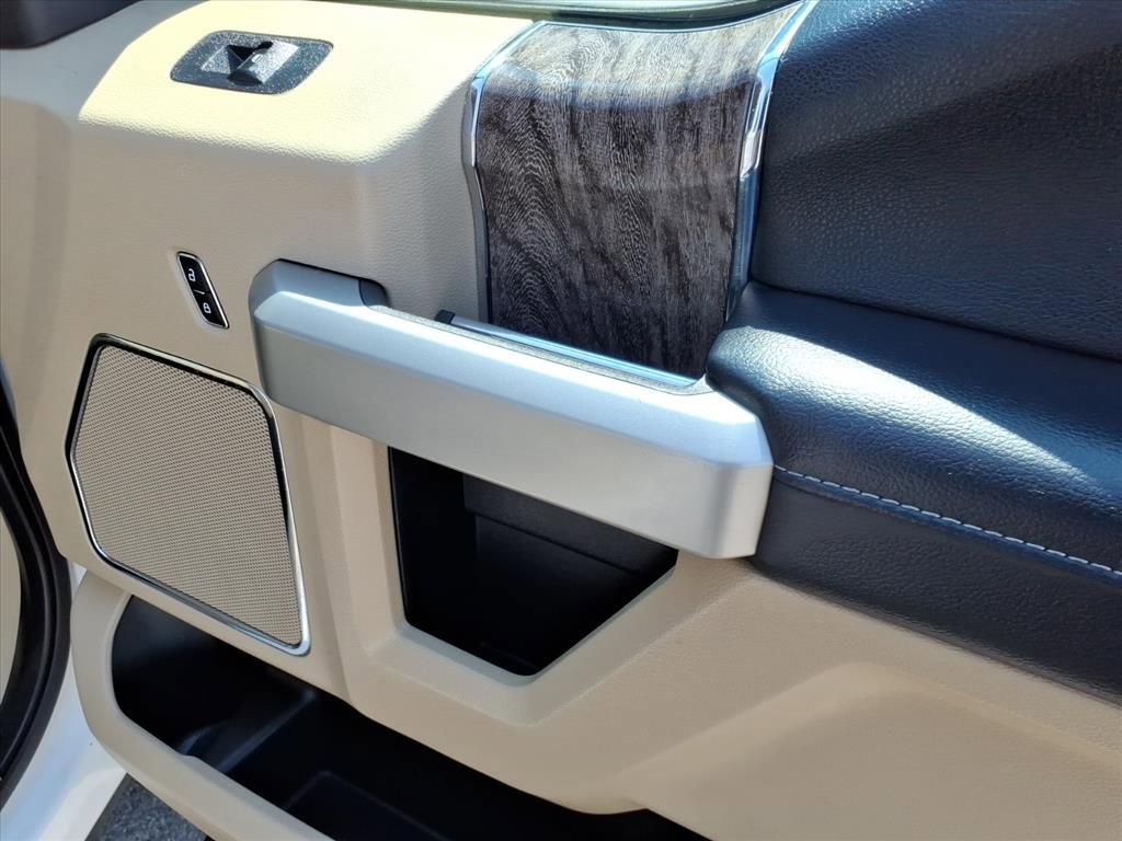 Certified 2019 Ford F250 Lariat w/ Lariat Ultimate Package image 11