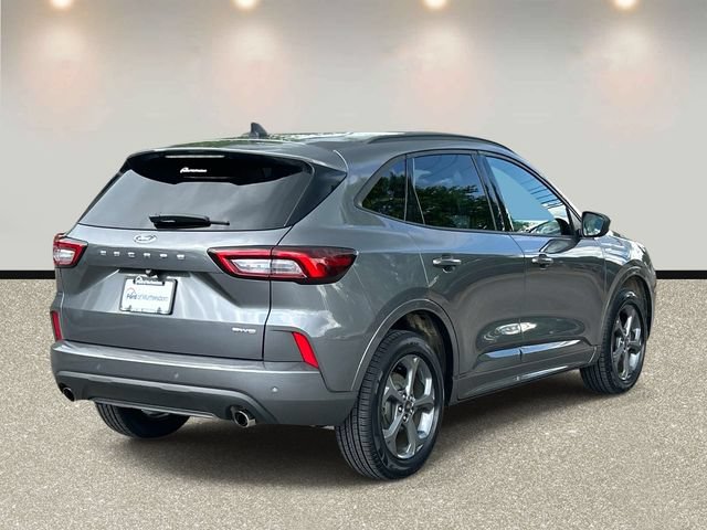 Certified 2023 Ford Escape ST-Line w/ Tech Pack #1 AWD/4WD image 5