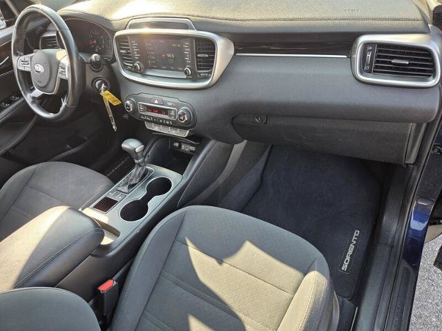 Used 2019 Kia Sorento S FWD image 19