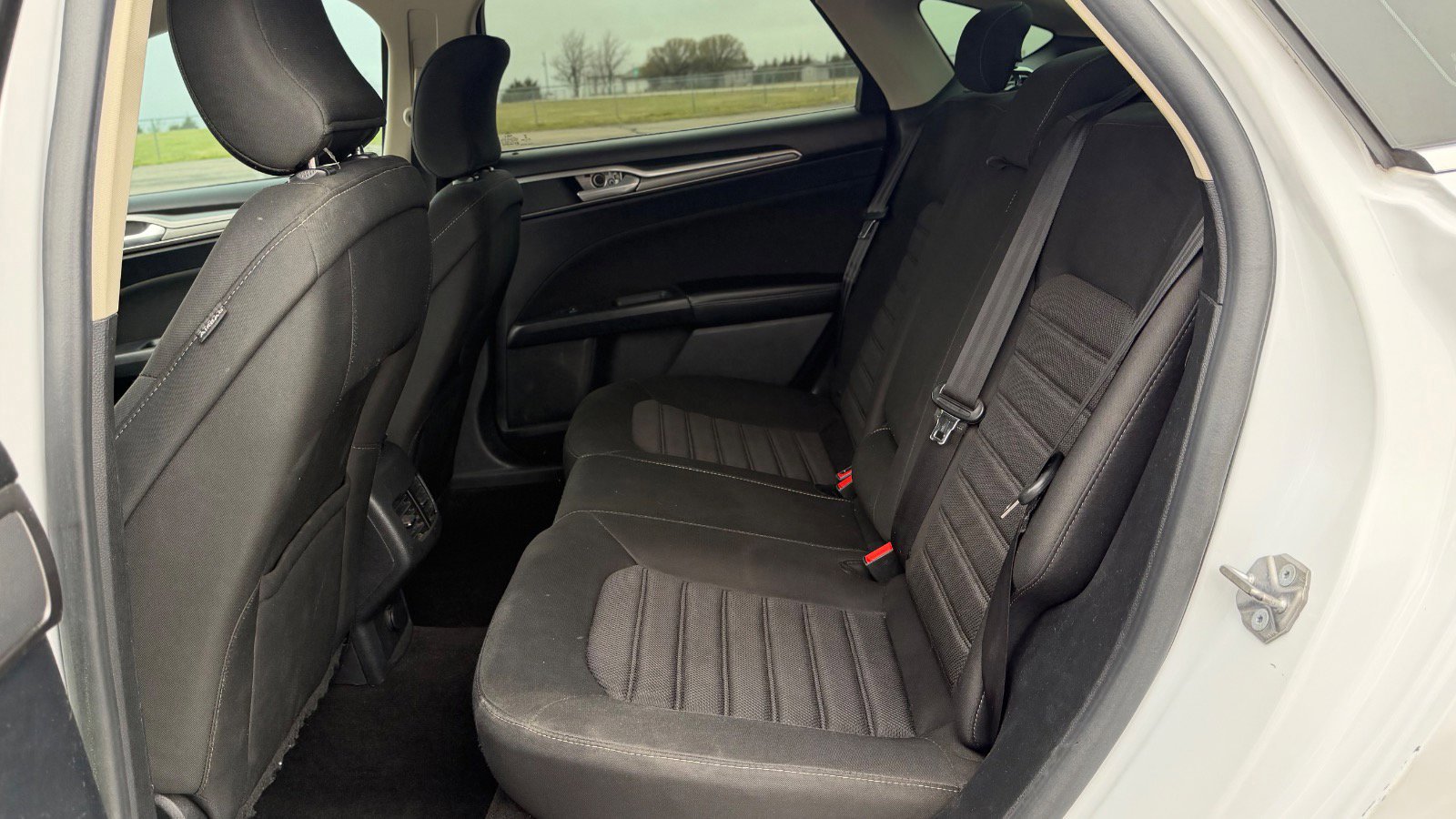 Certified 2019 Ford Fusion SE AWD/4WD image 19