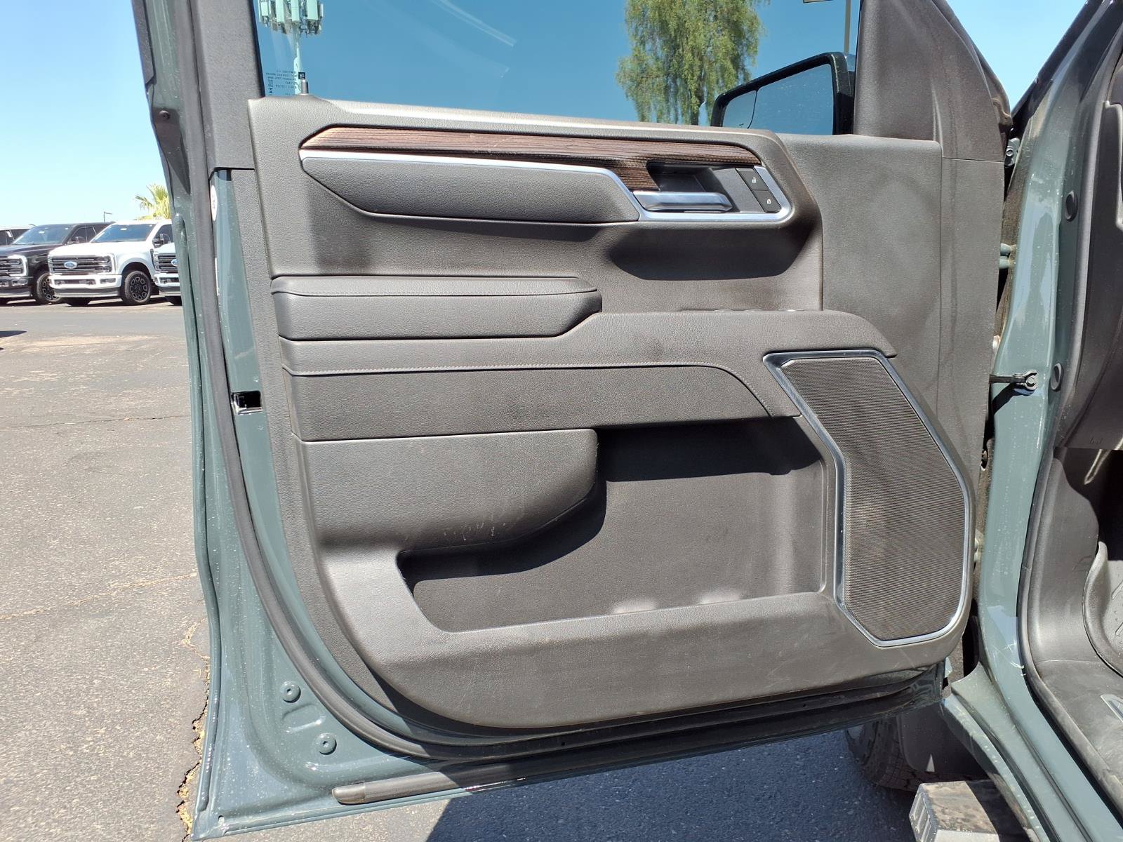 Used 2026 Chevrolet Silverado 1500 LT w/ Leather Package AWD/4WD image 21