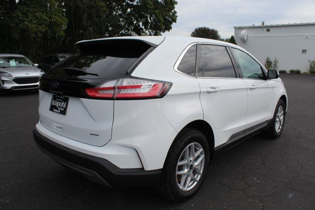 Certified 2024 Ford Edge SEL w/ Convenience Package AWD/4WD image 13
