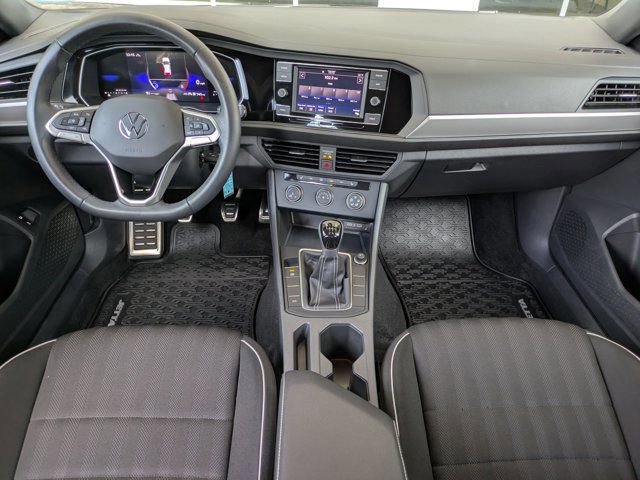Used 2024 Volkswagen Jetta Sport image 12