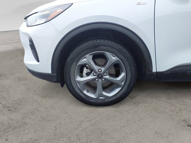 Certified 2025 Ford Escape ST-Line w/ Tech Pack #1 AWD/4WD image 10