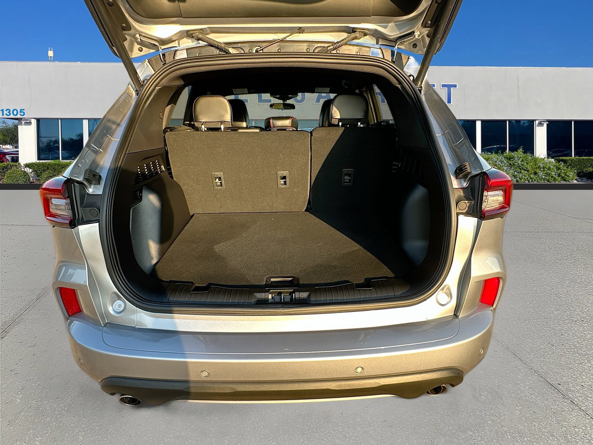 Certified 2024 Ford Escape ST-Line w/ Tech Pack #1 image 24