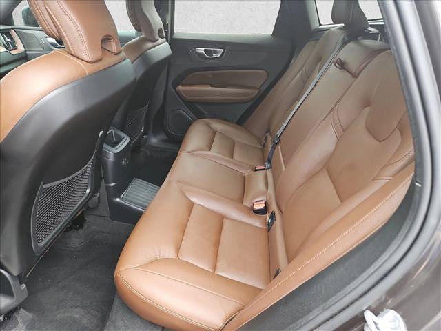 Used 2024 Volvo XC60 T8 Plus w/ Climate Package AWD/4WD image 14