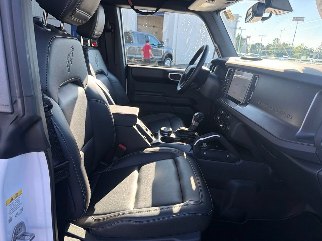 Certified 2025 Ford Bronco Badlands AWD/4WD image 39