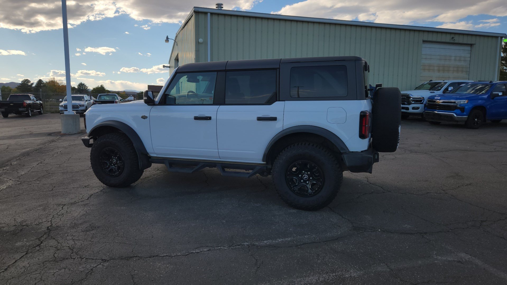 Certified 2024 Ford Bronco Wildtrak AWD/4WD image 7