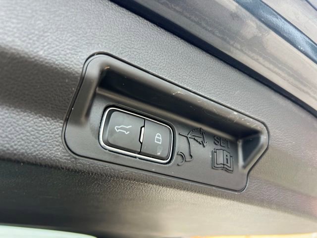 Certified 2024 Ford Explorer XLT w/ Equipment Group 202A AWD/4WD image 24
