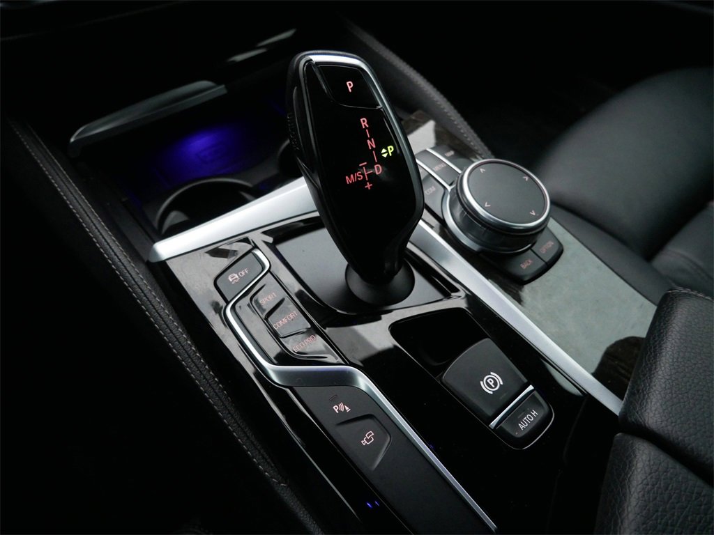 Used 2018 BMW 540i xDrive image 18