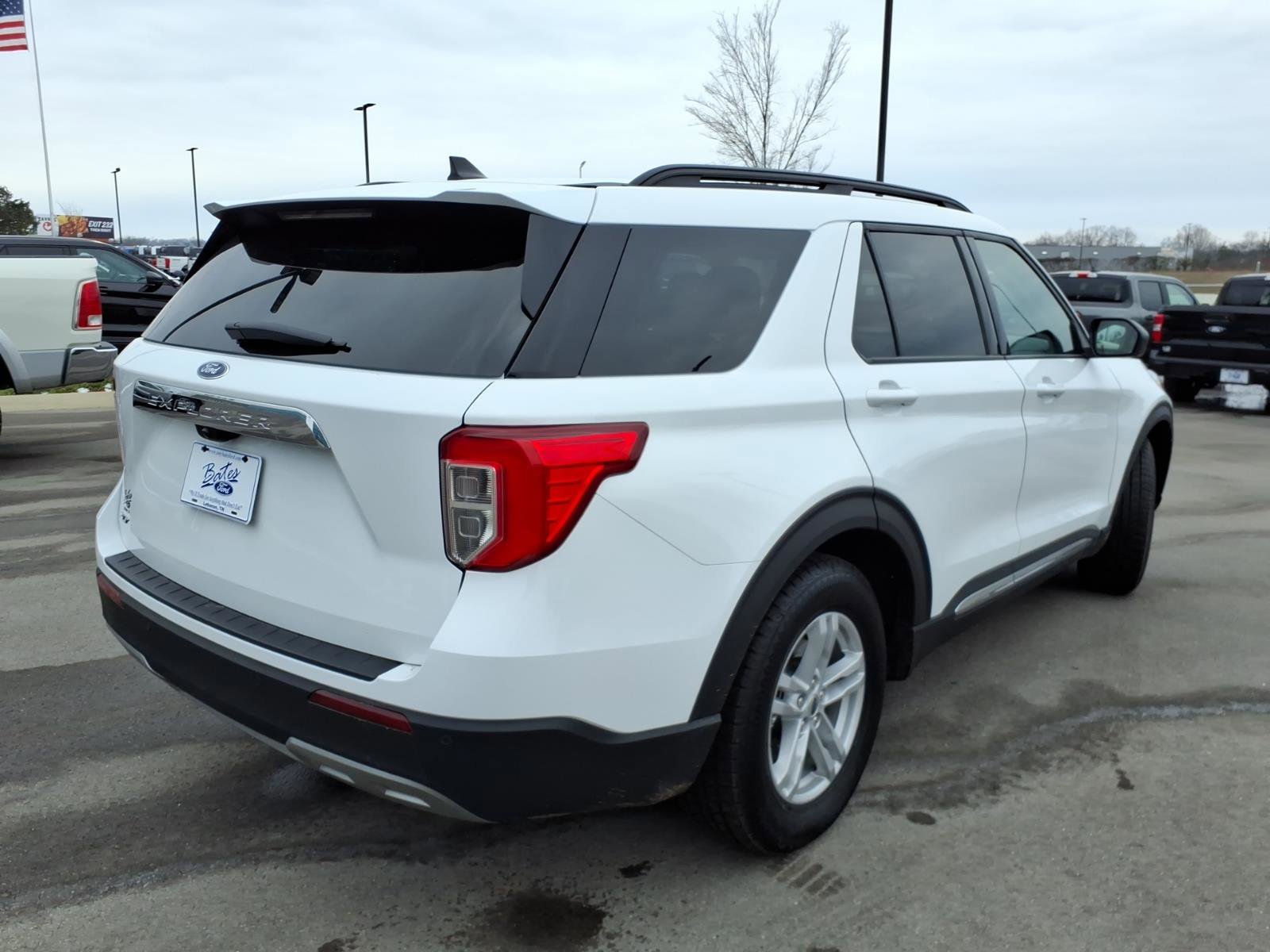 Certified 2024 Ford Explorer XLT w/ Equipment Group 202A image 5