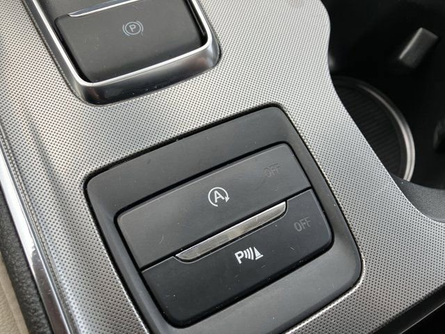 Certified 2024 Ford Edge Titanium image 29