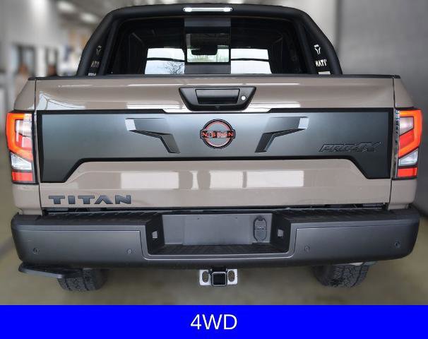 Used 2023 Nissan Titan PRO-4X w/ Pro-4x Convenience Package AWD/4WD image 4