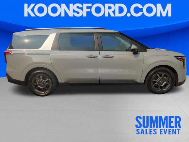 Used 2025 Kia Carnival EX FWD image 5
