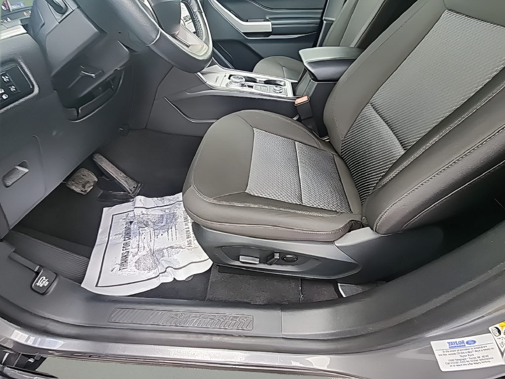 Certified 2024 Ford Explorer XLT AWD/4WD image 24