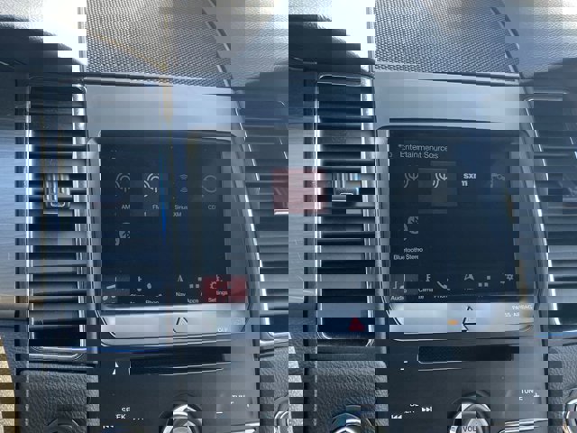 Certified 2018 Ford Taurus SEL w/ Equipment Group 201A image 15