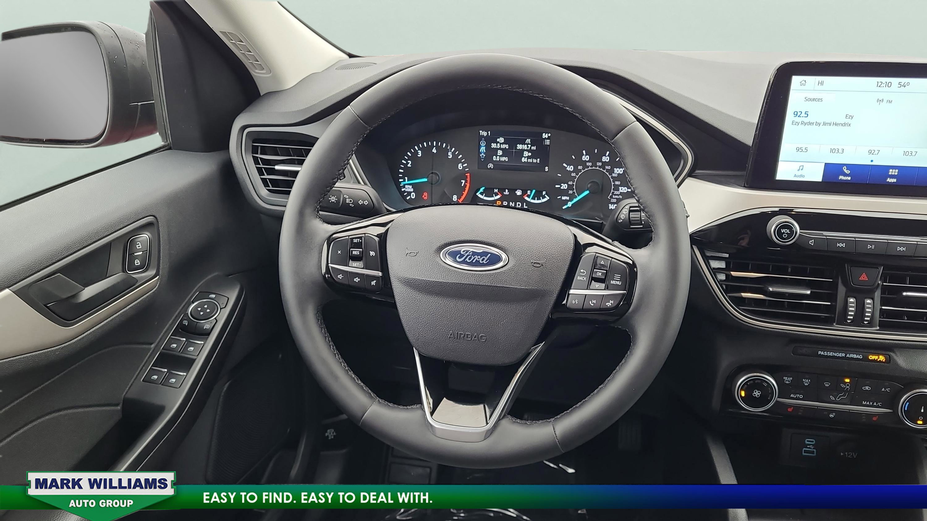 Certified 2022 Ford Escape SE w/ Cold Weather Package image 21