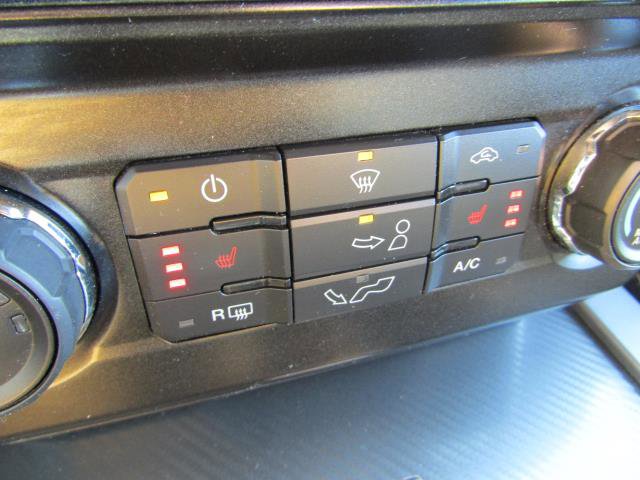 Certified 2018 Ford F150 XLT w/ Equipment Group 302A Luxury image 23