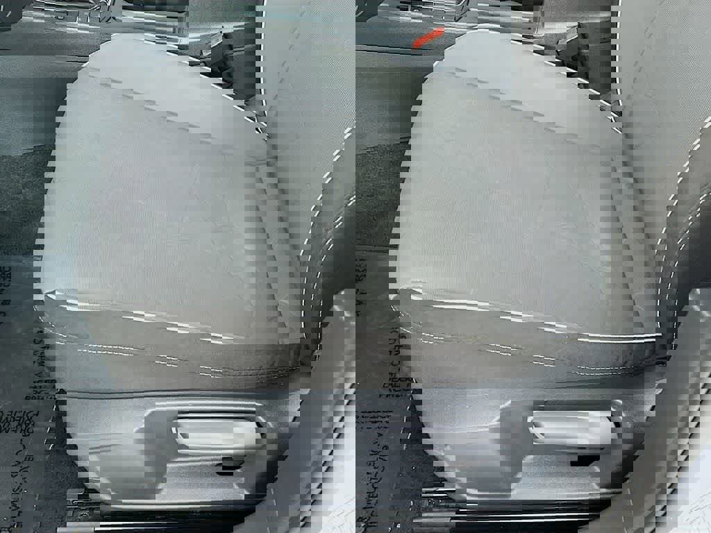 Used 2025 Volkswagen Jetta Sport image 27