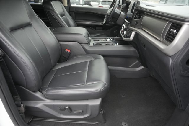 Certified 2023 Ford Expedition XLT image 20