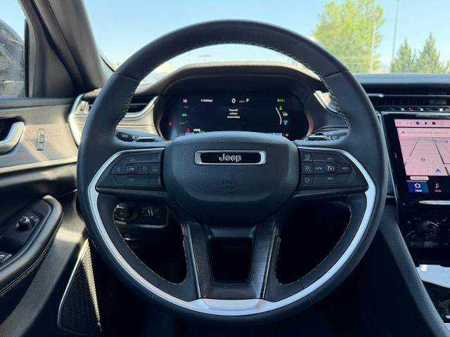 Used 2024 Jeep Grand Cherokee Limited 4xe AWD/4WD image 13