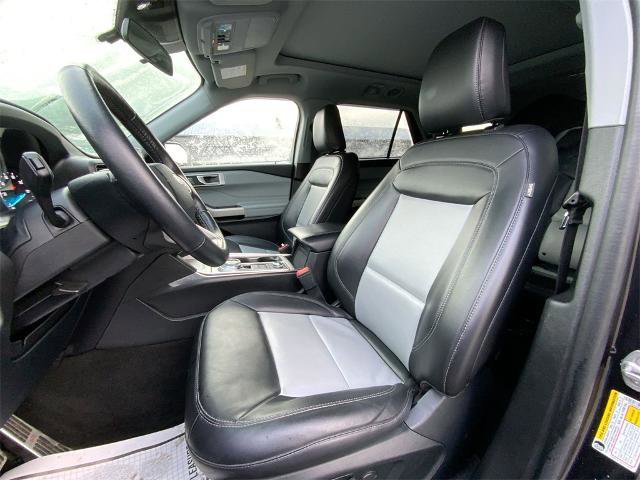 Certified 2023 Ford Explorer XLT w/ Equipment Group 202A image 11