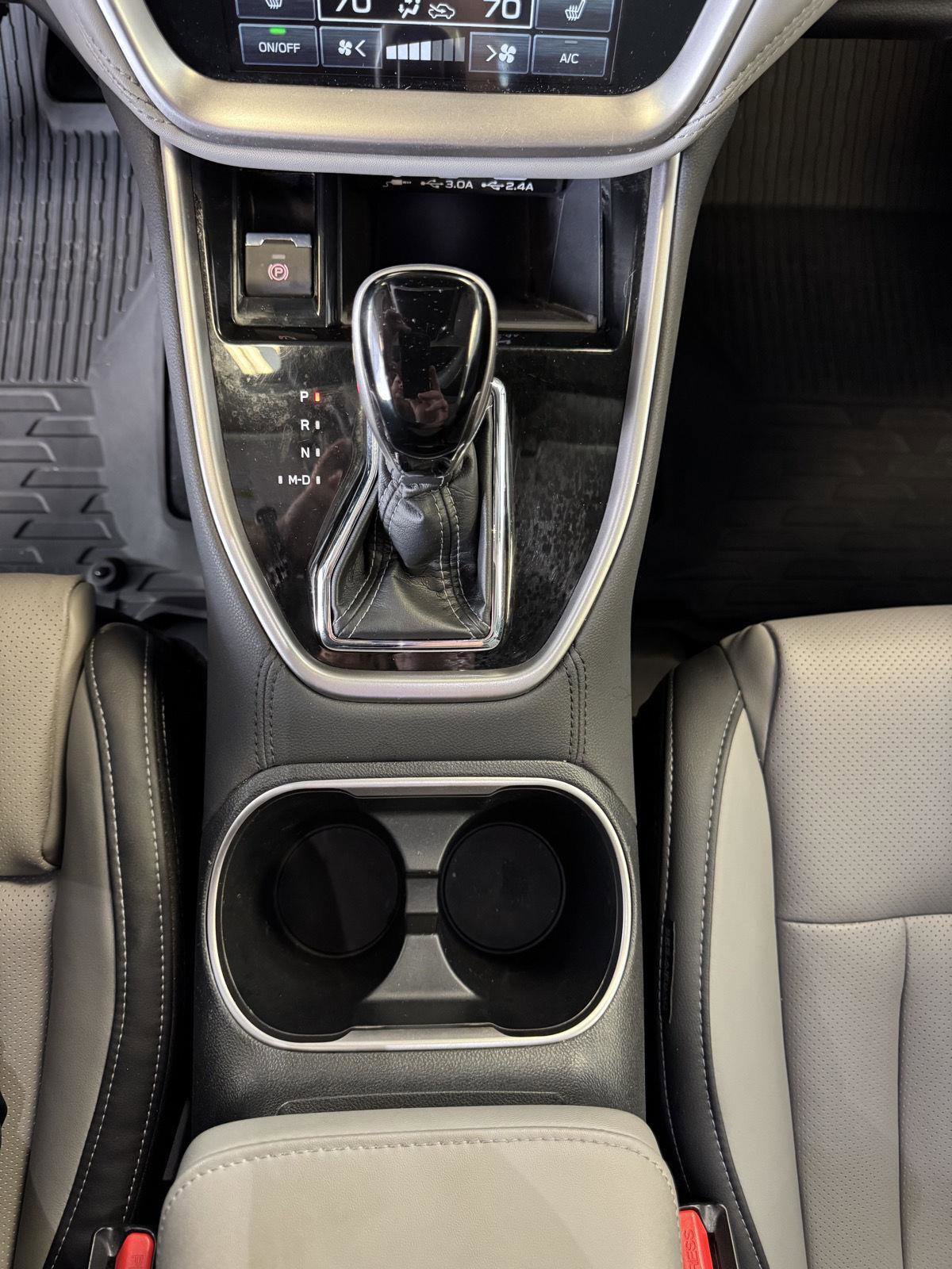 Used 2025 Subaru Outback Limited AWD/4WD image 35