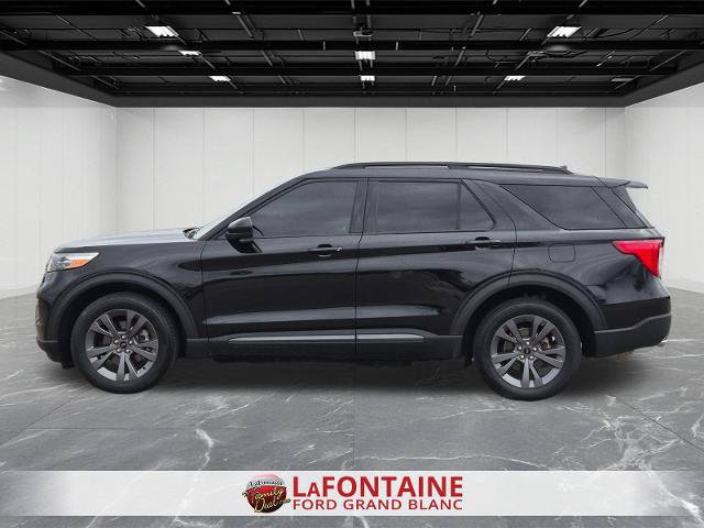 Certified 2023 Ford Explorer XLT w/ Equipment Group 202A AWD/4WD image 2