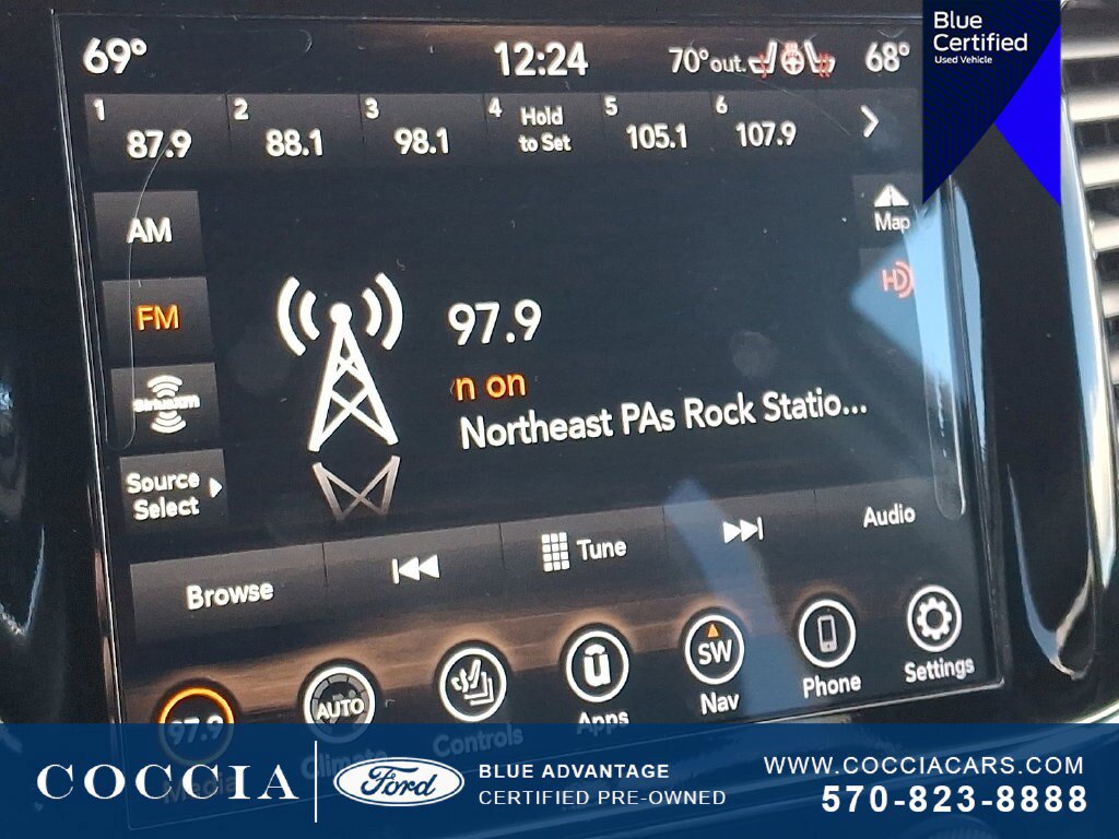 Used 2020 Jeep Grand Cherokee Altitude AWD/4WD image 17