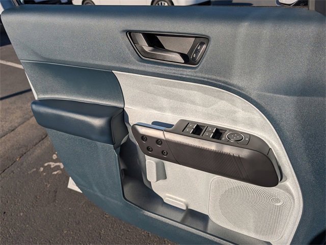 Certified 2025 Ford Maverick XLT w/ XLT Luxury Package image 19