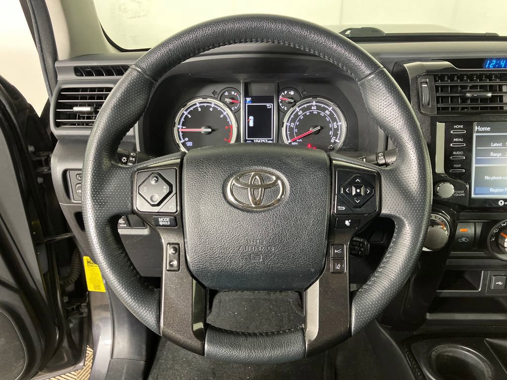 Used 2021 Toyota 4Runner TRD Off-Road image 15